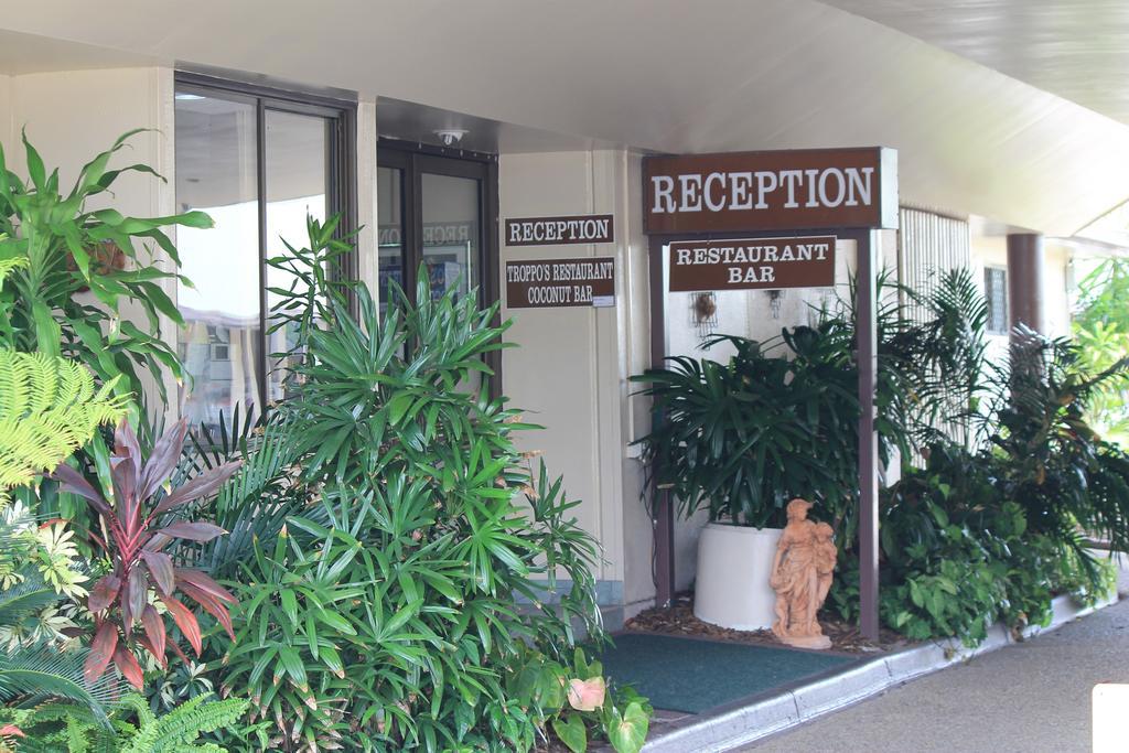 Glenmore Palms Motel Рокхемптън Екстериор снимка