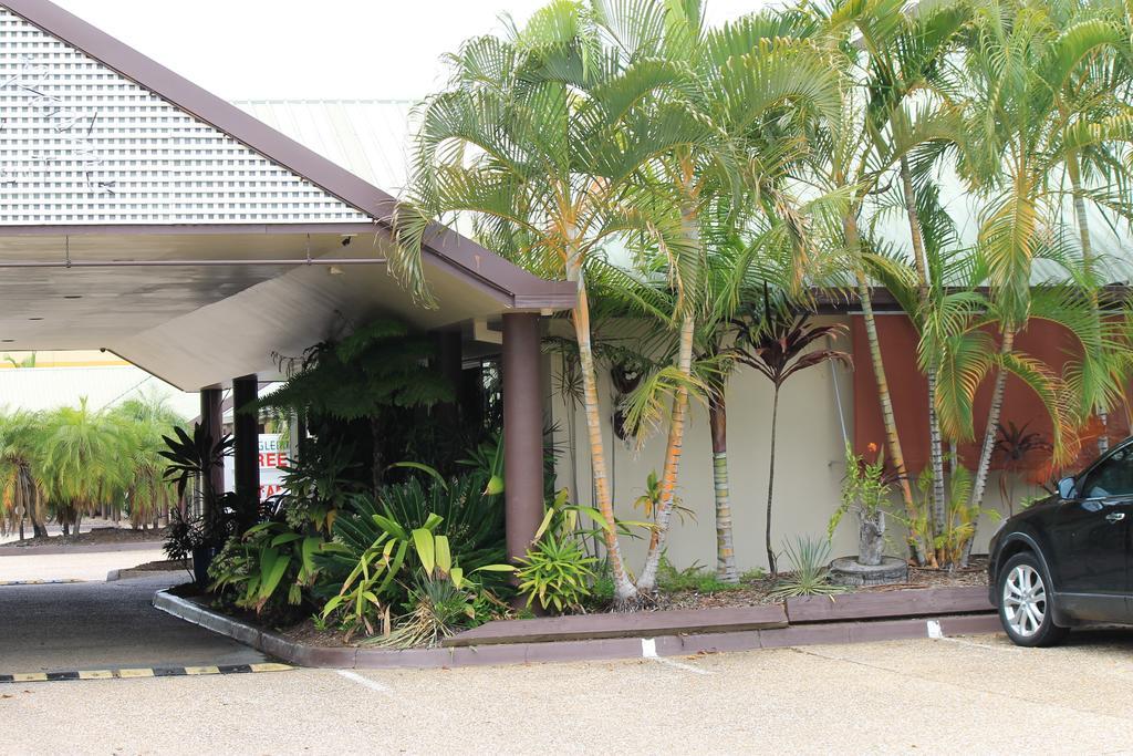 Glenmore Palms Motel Рокхемптън Екстериор снимка