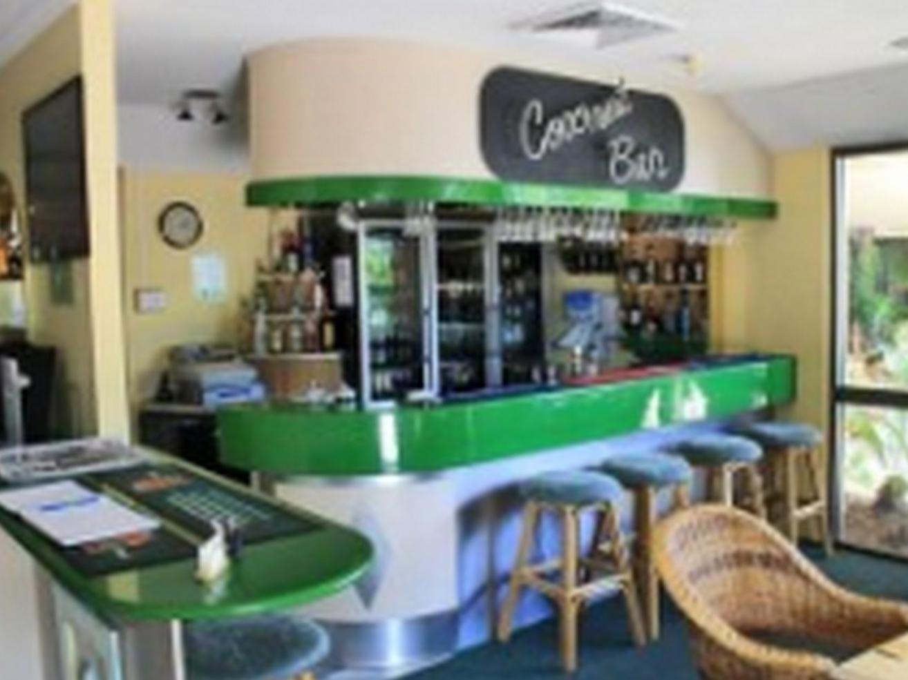 Glenmore Palms Motel Рокхемптън Екстериор снимка